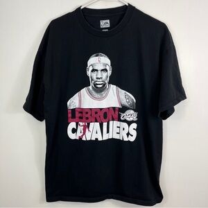 Lebron James Cavs T-Shirt #23 Cavaliers Cleveland Majestic Black Adult XL